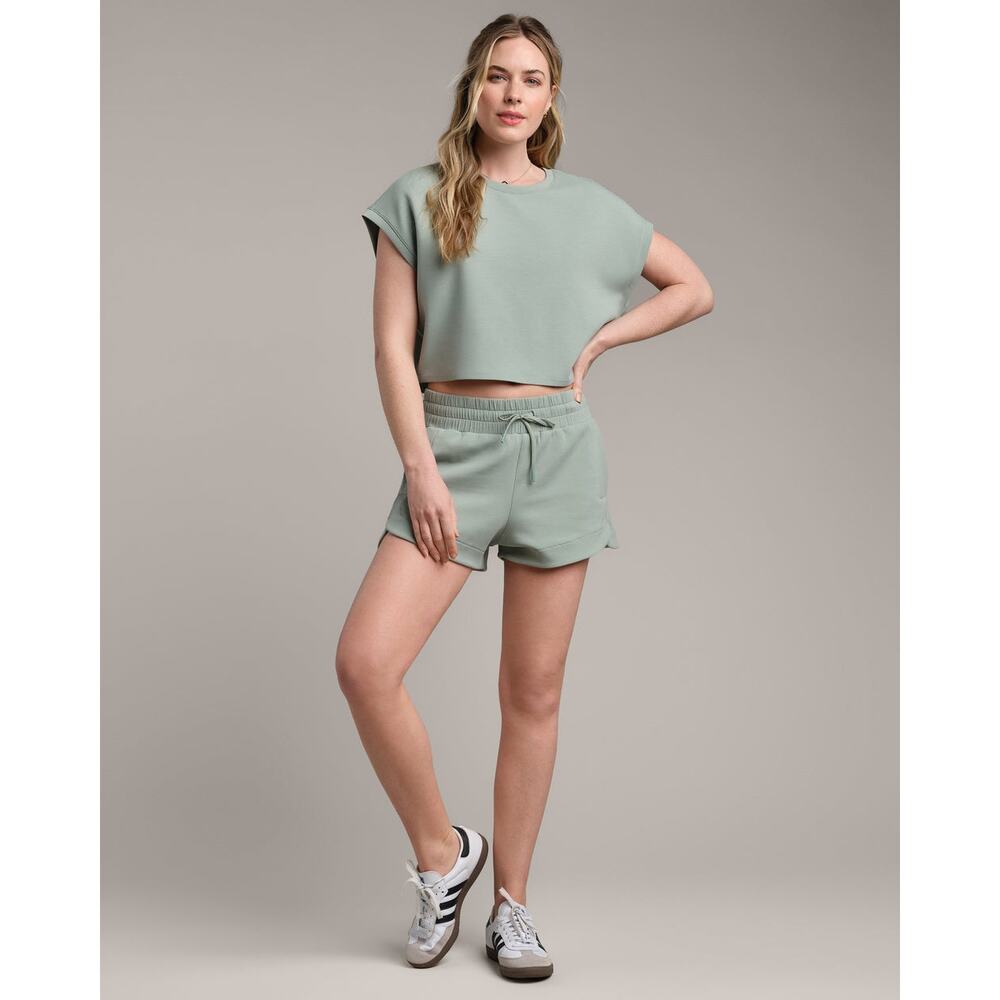 Rhone DreamGlow Short in Pacific Green - Womens size XL 3"inseam